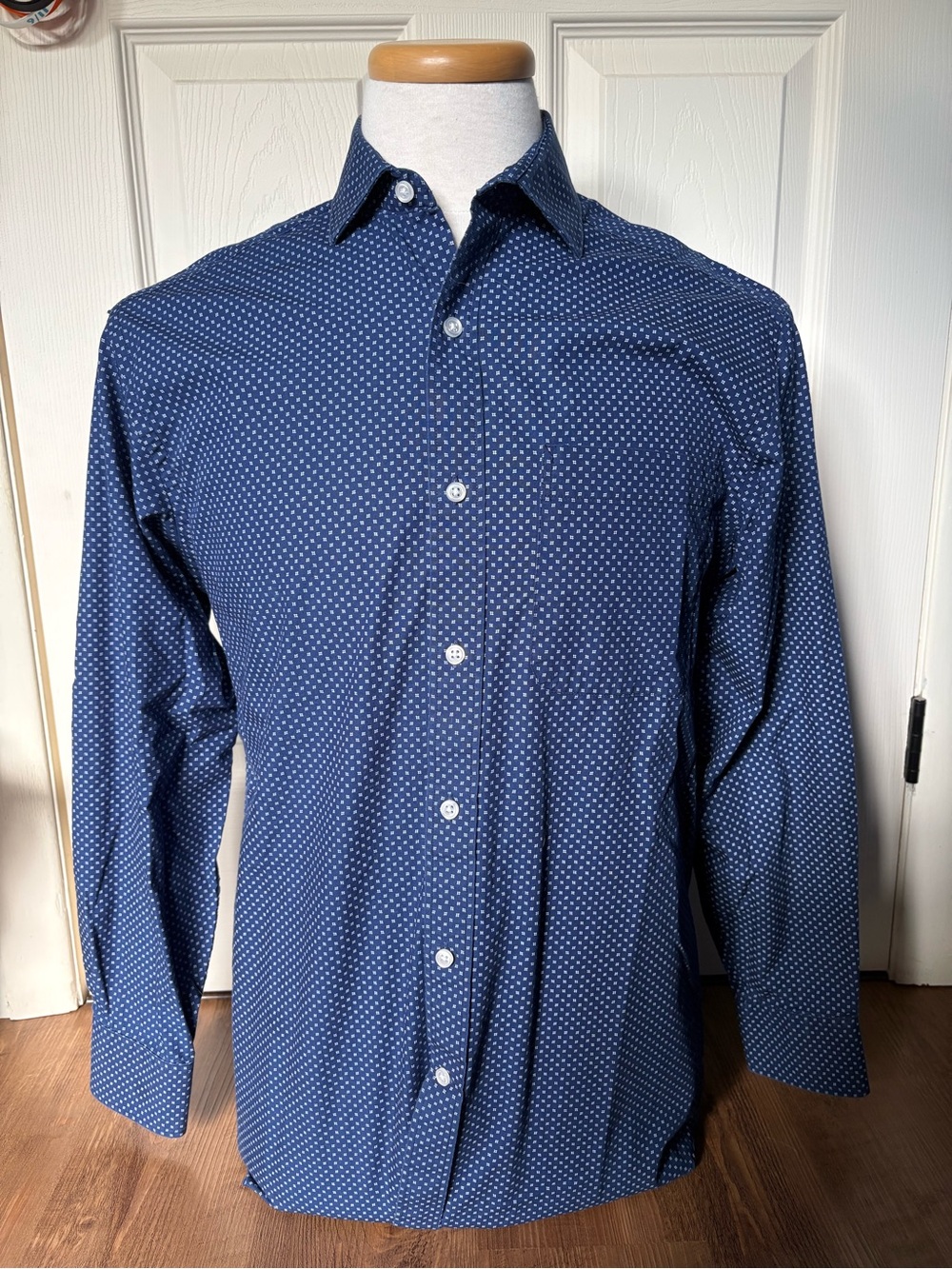 Men's Tommy Hilfiger Blue Micro-Print Button-Up Shirt